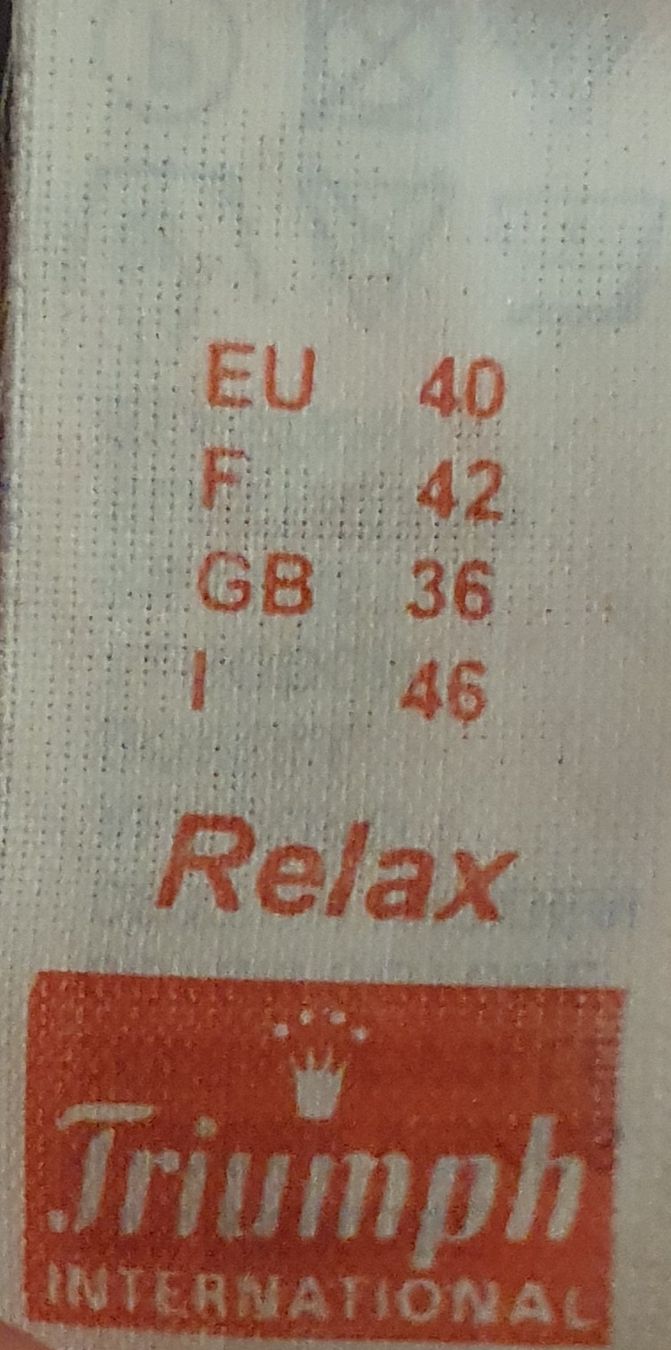 Giacche: Triumph Relaxjacke Grösse 40 Dunkelblau – Usato da Zürich venduto da Philotimo 3