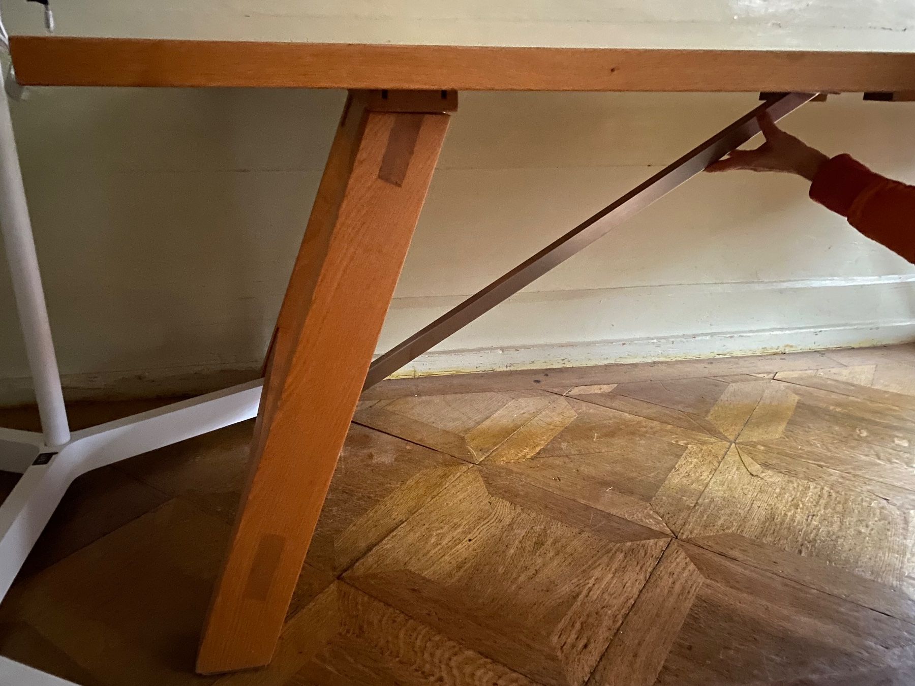 Tavoli: Massiver Eichen Esstisch aus Holz – Usato da Lenk im Simmental venduto da Miguelle 3