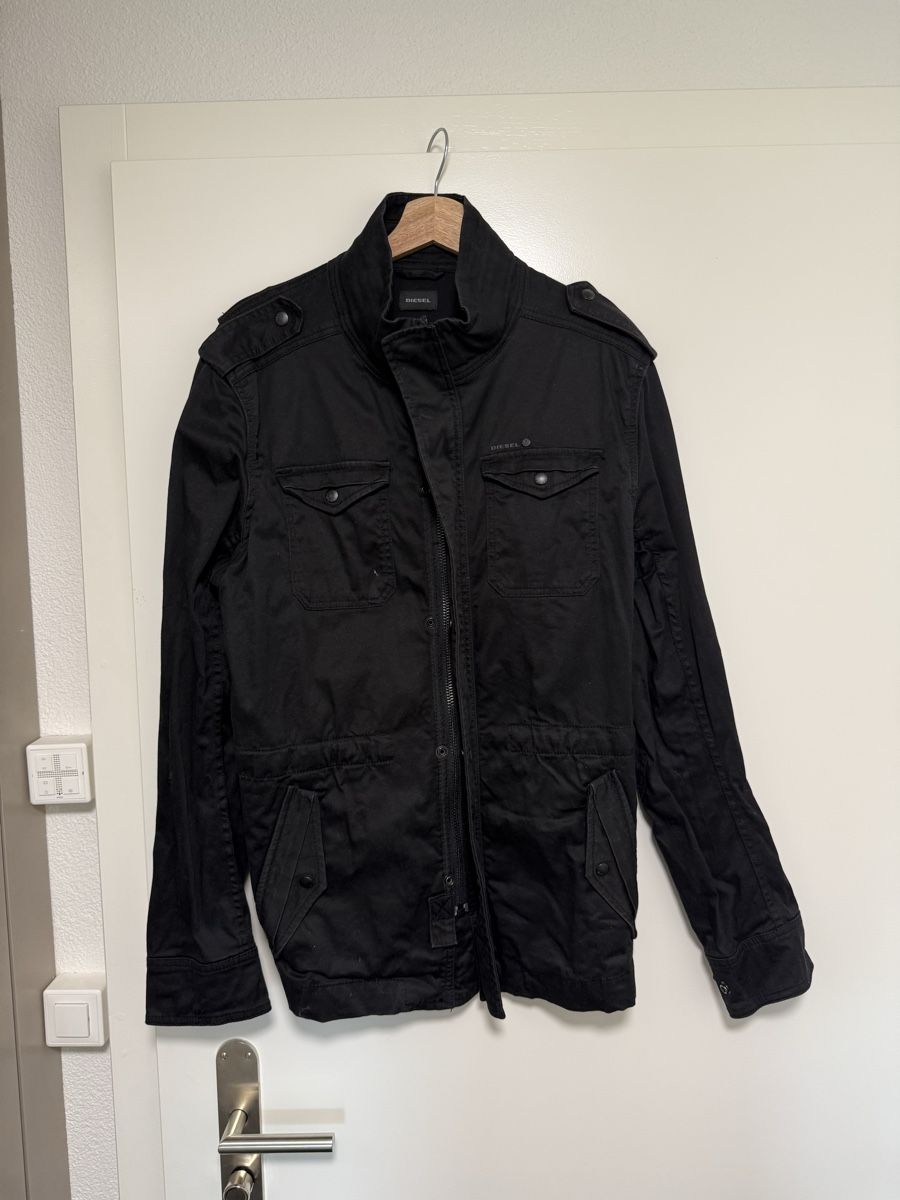 Diesel Giacche: Diesel Field Jacket Schwarz L – Usato da Dübendorf venduto da bay_yg29