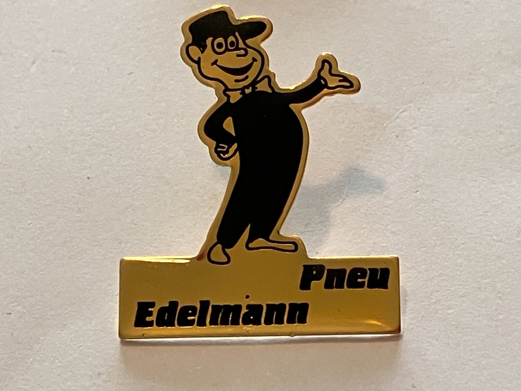Plaketten & Abzeichen: 1 Pin Pneu Edelmann – Gebraucht aus Basel von djwwpp
