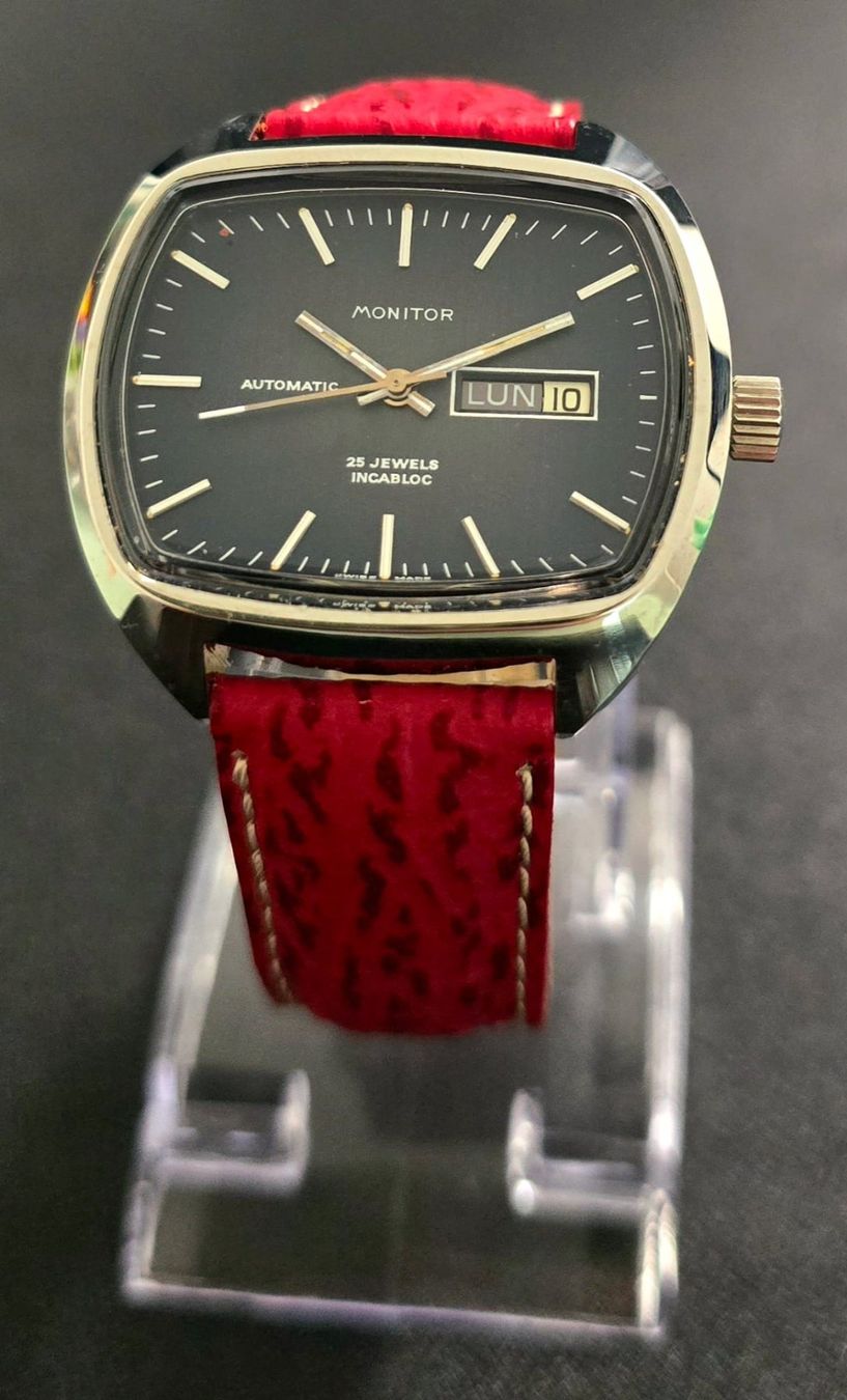 Montblanc Orologi: MONITOR 25 JEWELS INCABLOC AUTOMATIC DAY-DATE – Usato da Neftenbach venduto da Taschen-Uhren 5