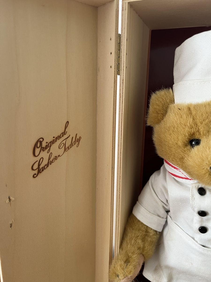 Spielzeuge: Original Sacher Teddy Chef – Neu (gemäss Beschreibung) aus St. Prex von Nikolletta 6