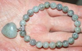 Armband F-949 – Labradorit mit Herz – 17,5 cm elastisch