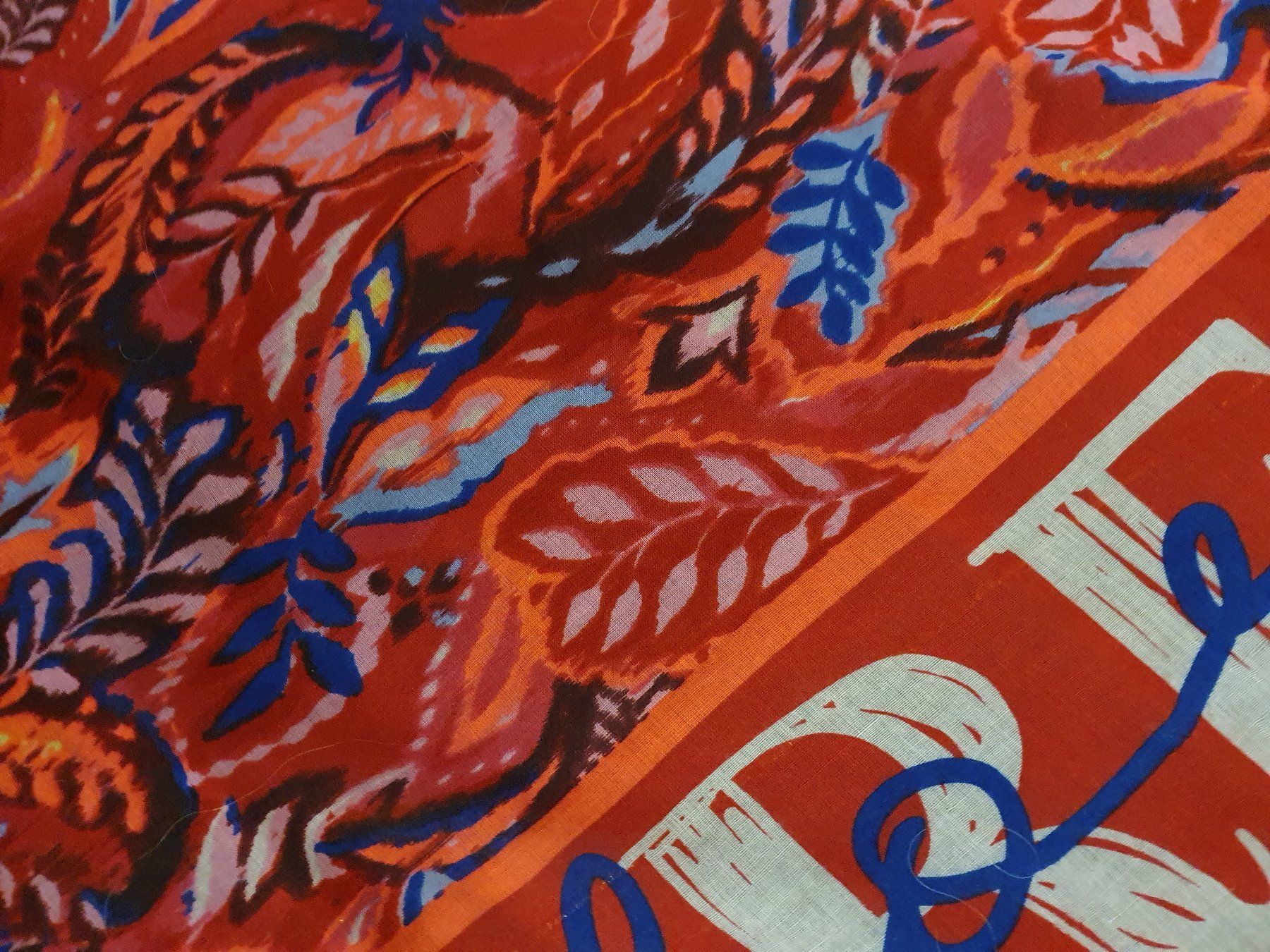 Foulards, Tücher & Schals: Damenfoulard Explore More 180 x 68 – Gebraucht aus Zürich von loosebone 3