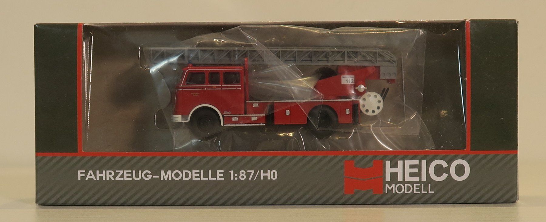 Modellini d'auto: Heico Feuerwehr Mercedes Pullmann – Nuovo e nell'imballaggio originale da Bern venduto da Bantiger2000 2