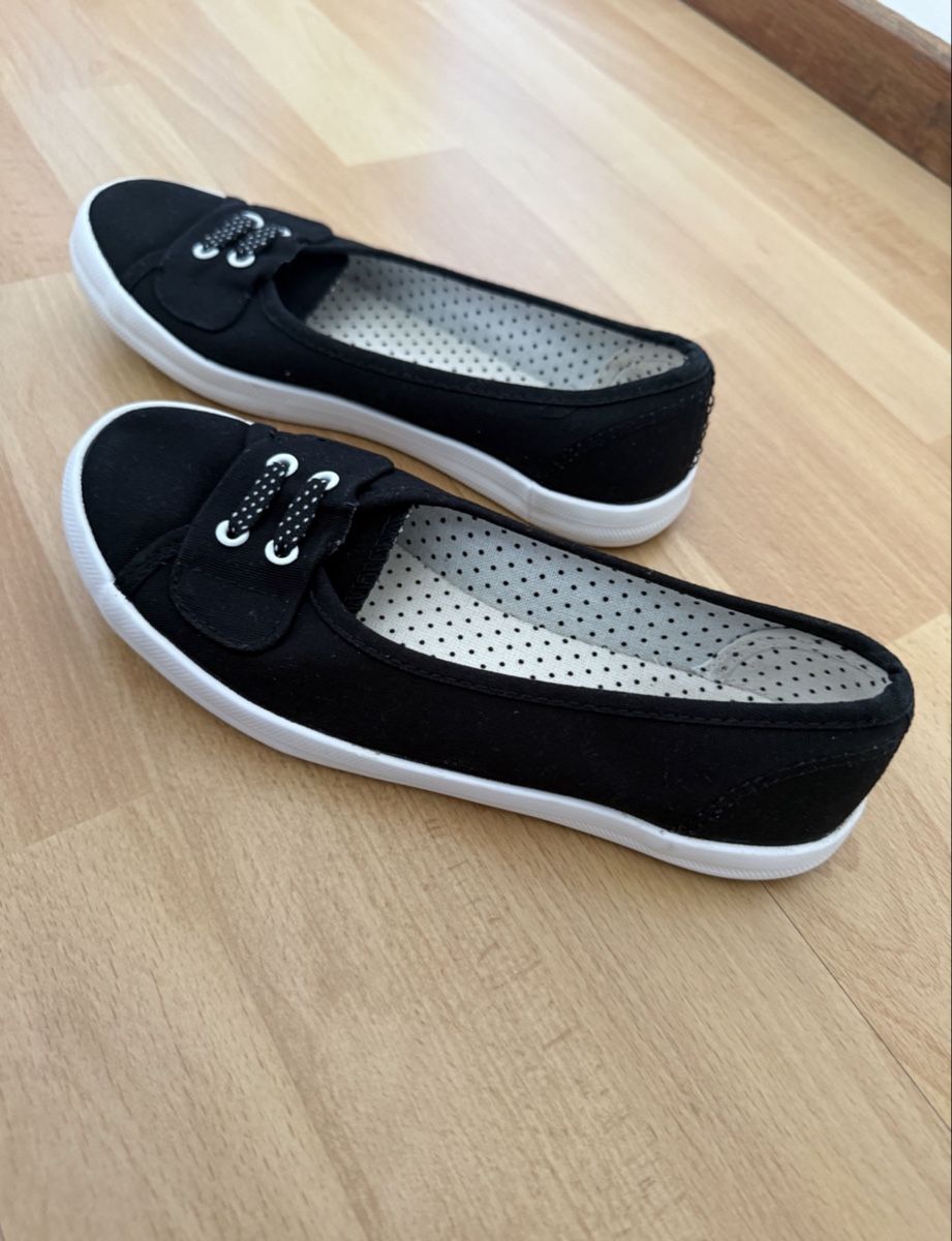 Graceland Scarpe da donna: Ballerines noires Graceland, taille 36 – Usato da Sion venduto da fer_gwz6 1