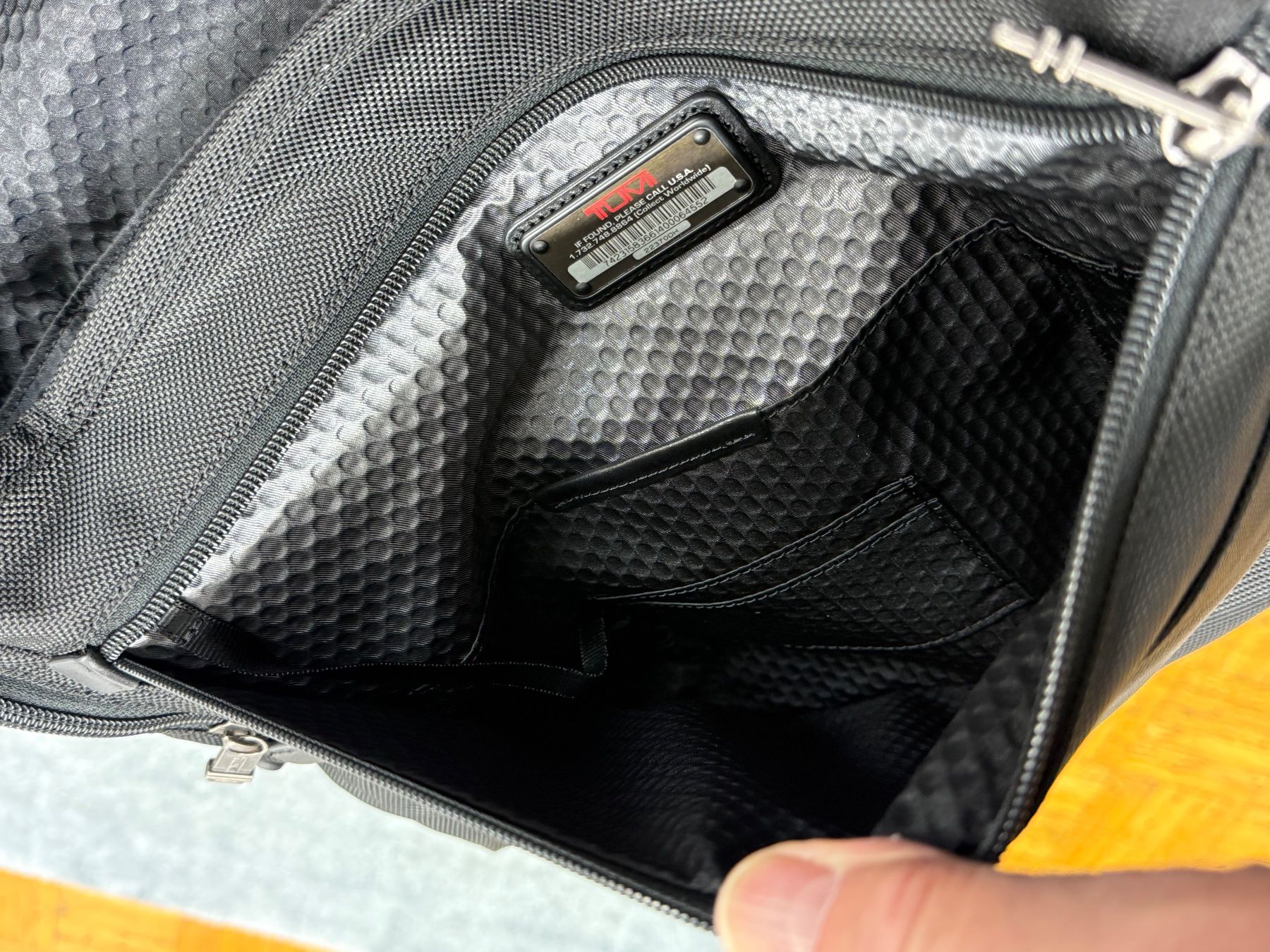 Tumi Borse: Umhängetasche Tumi Alpha Ballistic – Usato da Arlesheim venduto da auktio999 8