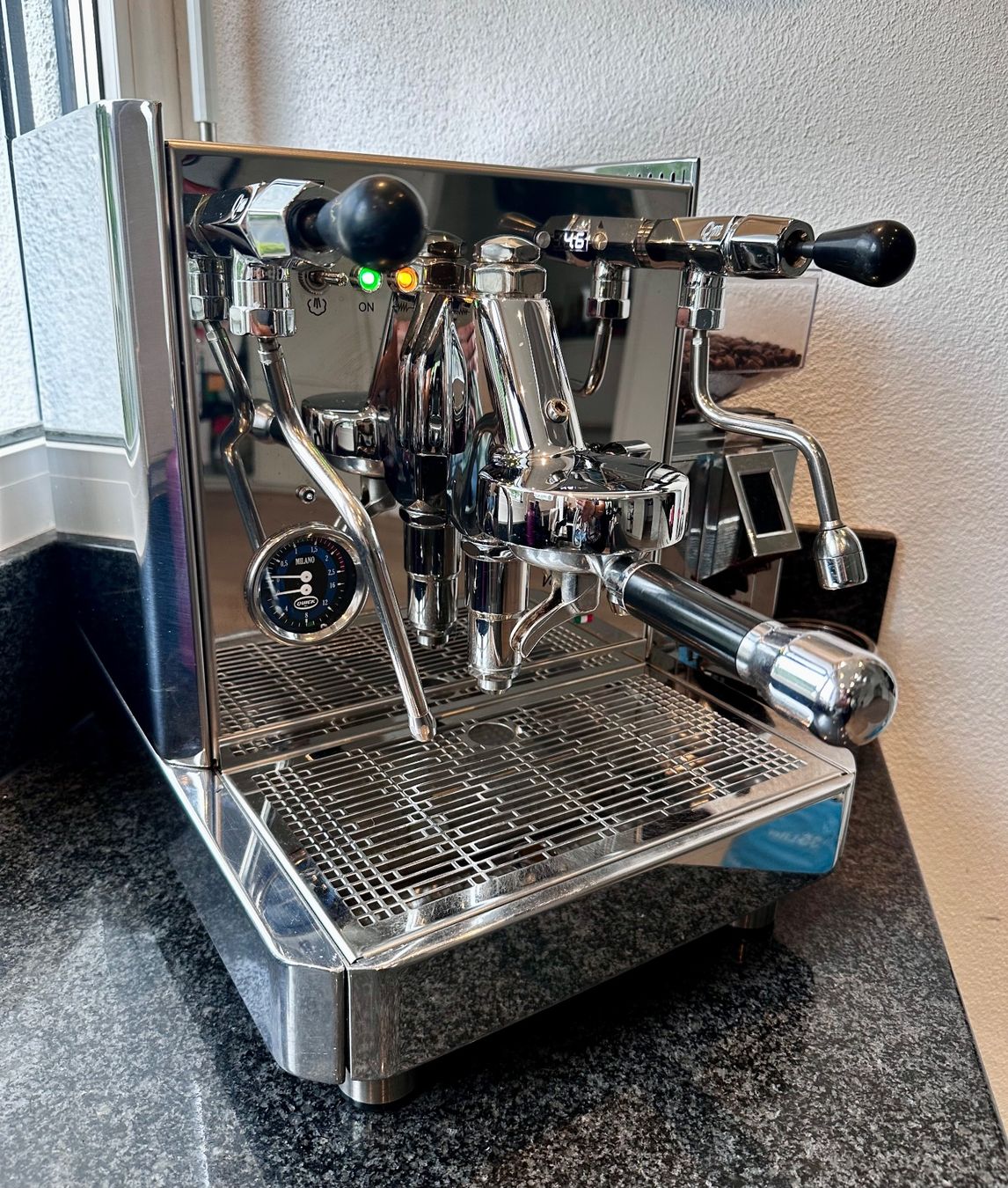 Quick Mill Kaffeemaschinen & Espressomaschinen: Siebträgermaschine Quick Mill Vetrano 2B Evo – Gebraucht aus Kastanienbaum von MAFNIWA