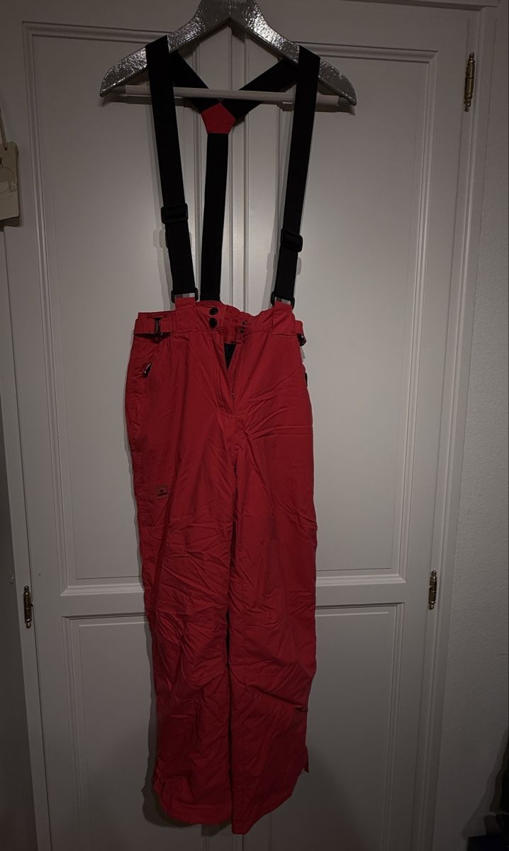 Hosen: Rote Skihose, Celsius, Grösse 152, ab 1 CHF – Gebraucht aus Bottmingen von mat_77yv