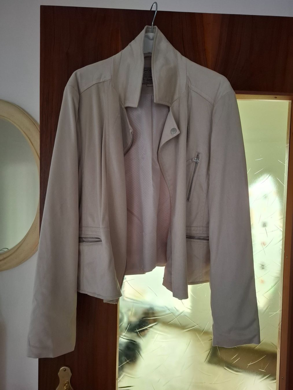 Giacche: Weisse Damen Jacke Grösse LARGE – Nuovo e nell'imballaggio originale da Grenchen venduto da Smartflitzer 1