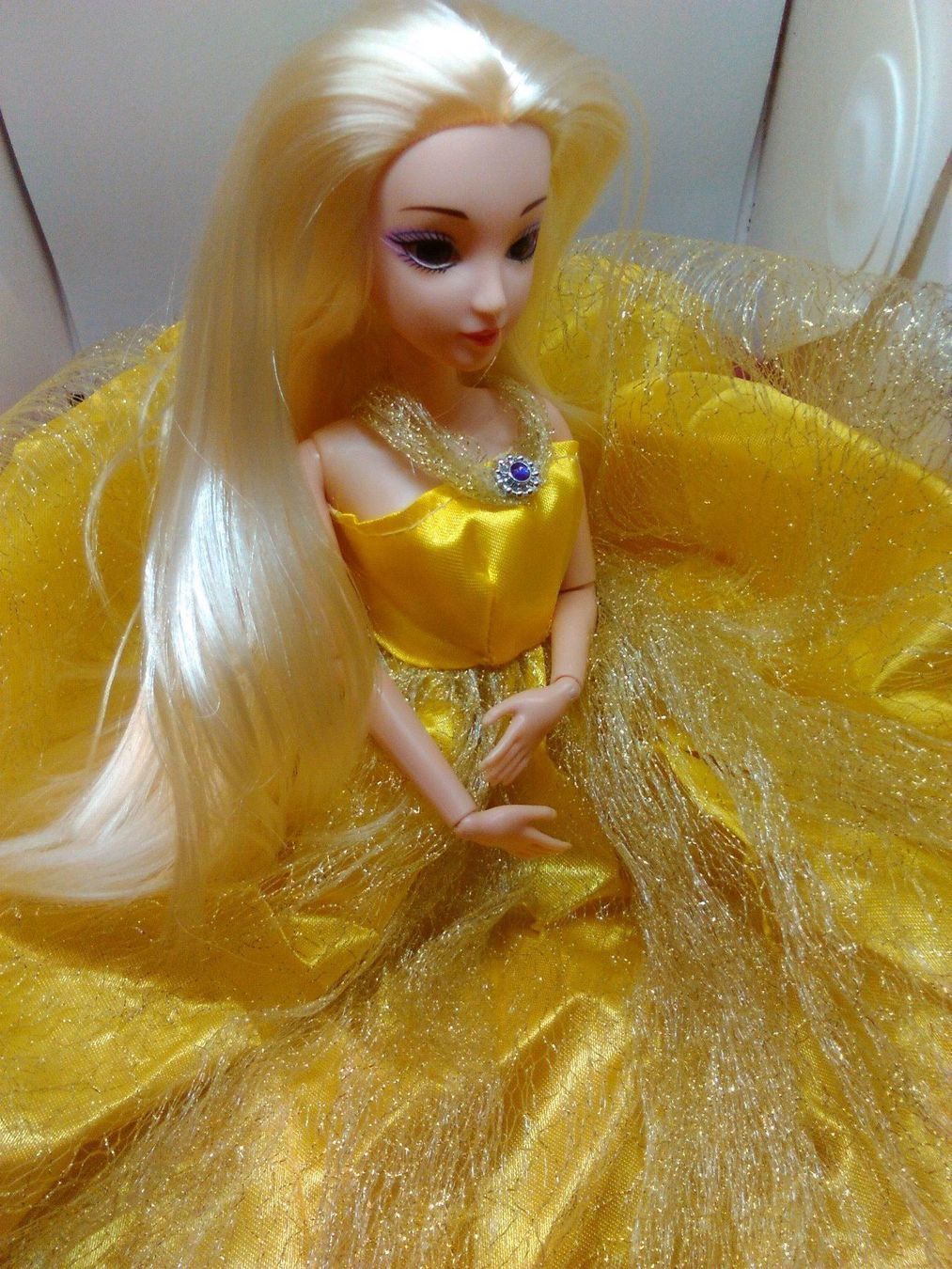 Giocattoli: BARBIE PUPPE MIT GELB KLEID – Nuovo (secondo la descrizione) da Basel venduto da bijoutrie_4 2