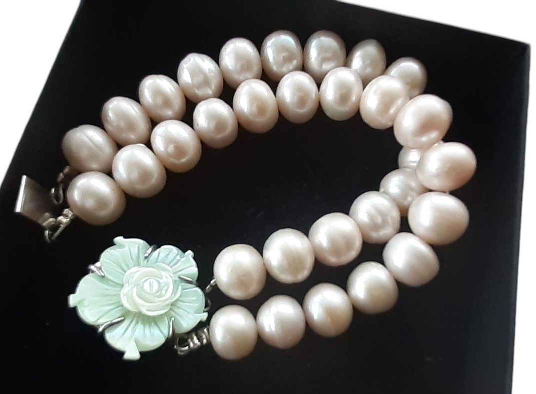 Bracciali & Braccialetti: Armband Perlen mit Jadeblüte – Usato da Mörschwil venduto da wunderkiste44 1
