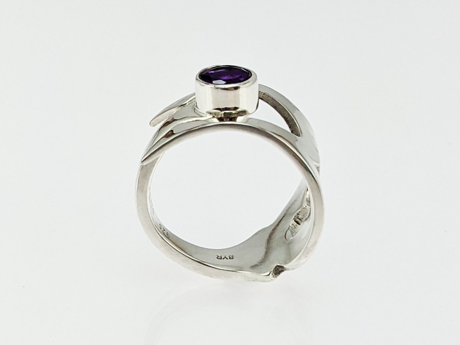 Ringe: Silberring aus Silber 925 mit facettiertem Amethyst – Neu und originalverpackt aus Meilen von Byrd-bijoux 1