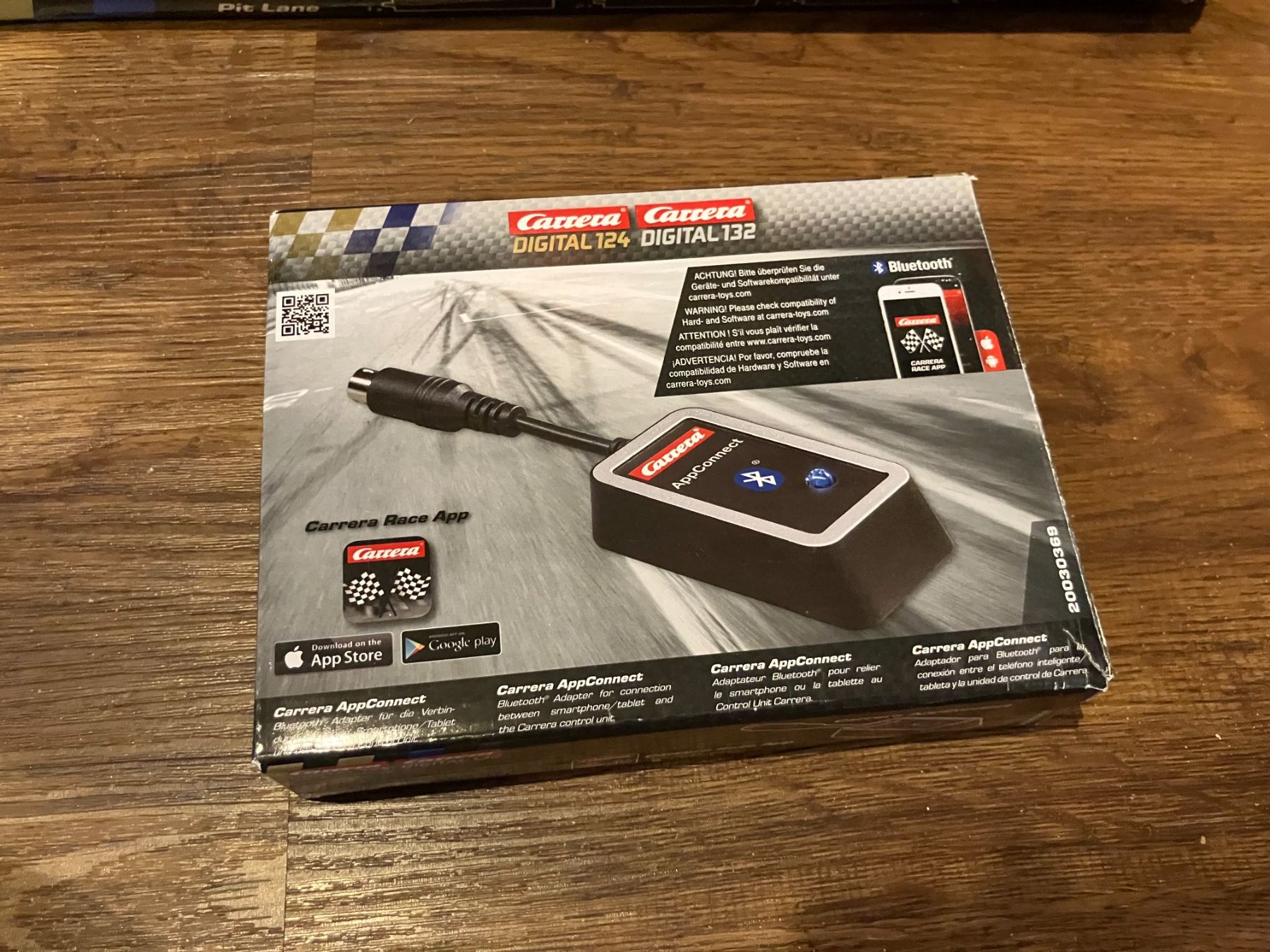 Carrera Piste: Carrera 132/ 124 App Connect Bluetooth-Adapter – Usato da Möriken AG venduto da schmueke01