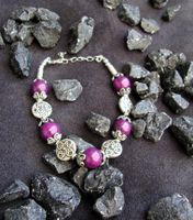 Armband mit lila Achat-Edelsteinperlen