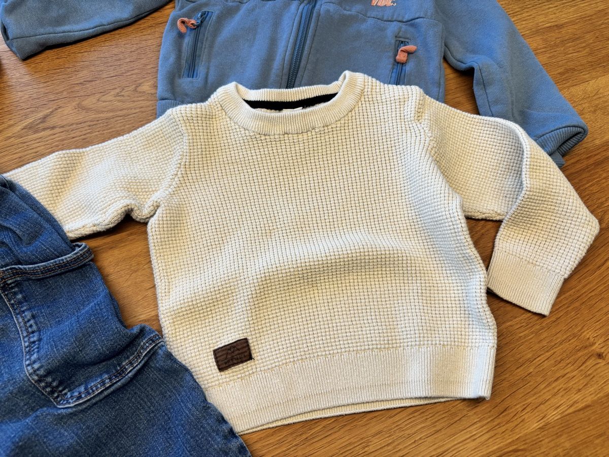 Lotti & Set di vestiti: Kleiderpaket Grösse 98 – Usato da Muhen venduto da Claudi1985 3