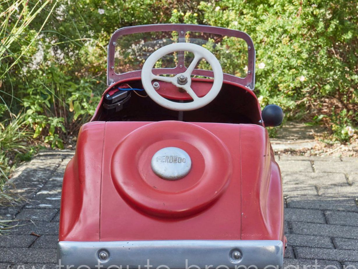 Veicoli per bambini: Tretauto Ferbedo Bogward – Usato da Bremgarten AG venduto da NIKSELBREM 5