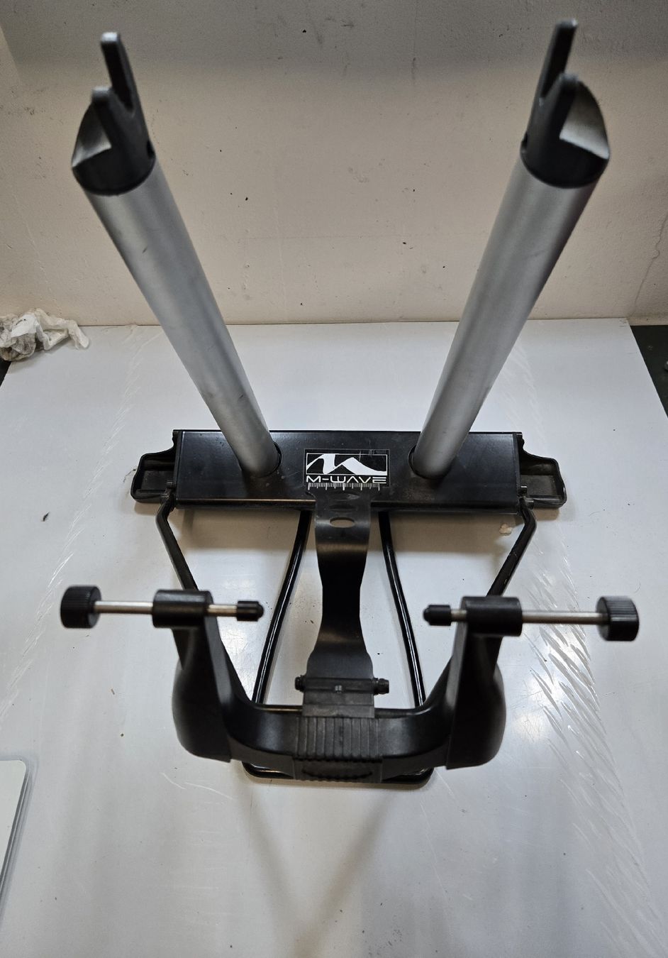Tutti gli attrezzi: Support de roue vélo M-Wave pour maintenance 1.65kg – Usato da Genève venduto da xso_dm5n
