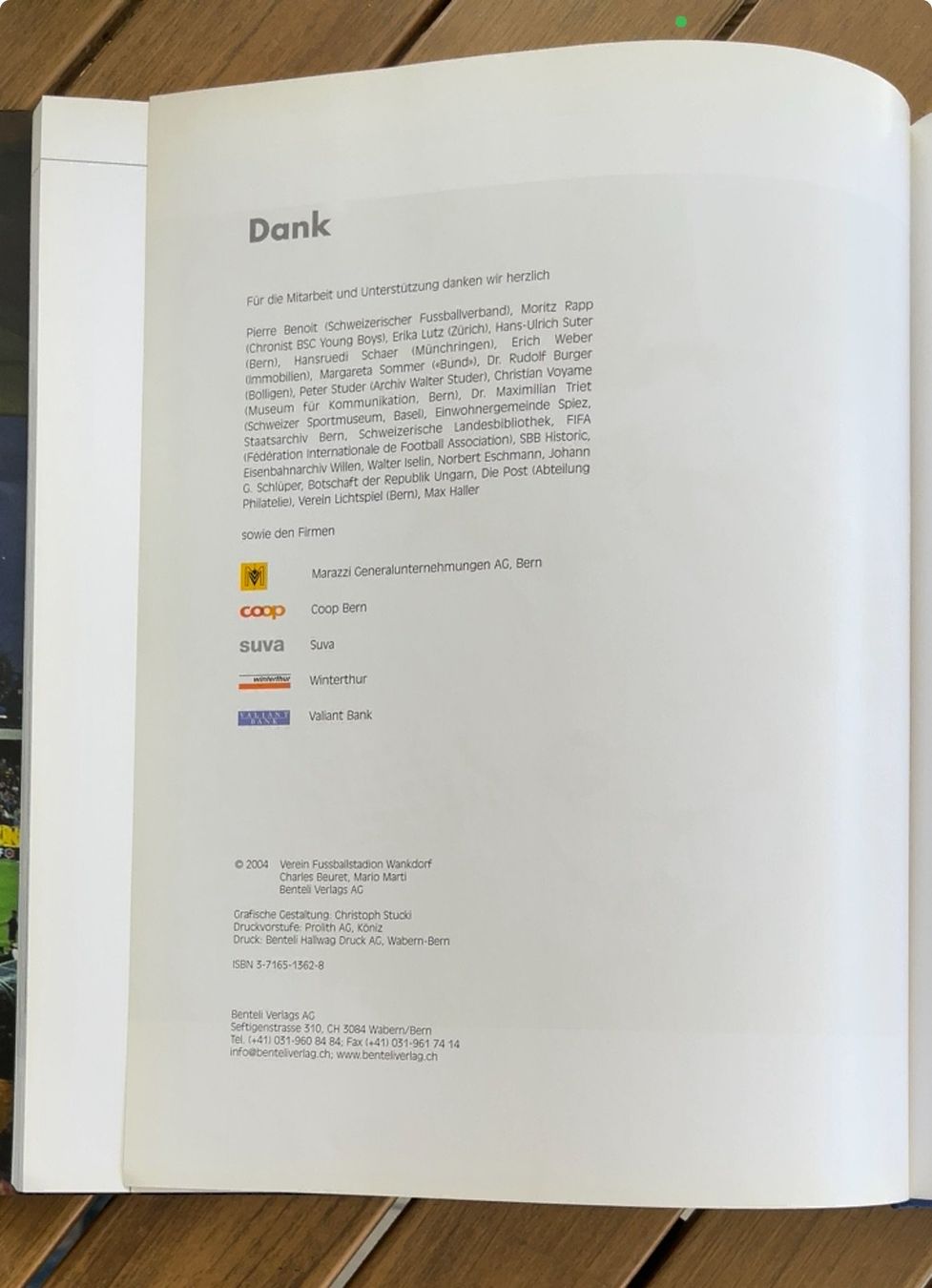 Libri: Buch Stadion Wankdorf Geschichte & Geschichten – Nuovo (secondo la descrizione) da Emmenbrücke venduto da inf_9dkq 7