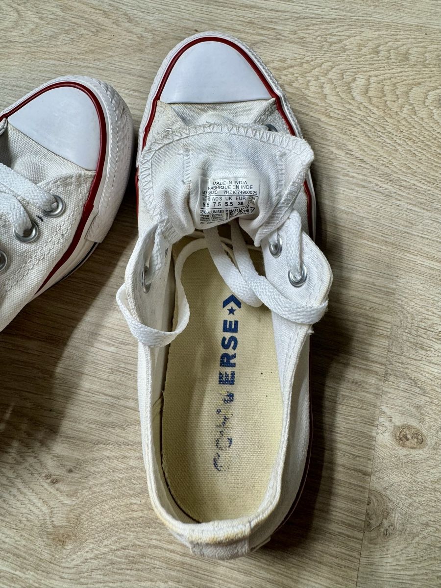 Converse Scarpe da donna: Converse All Star sneakers white size 38 – Usato da Bülach venduto da Bloom_Witch 2