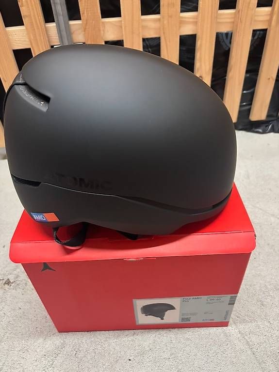Caschi: ATOMIC Four Amid Pro Skihelm - Gr. L – Nuovo e nell'imballaggio originale da Zürich venduto da pau_x88s
