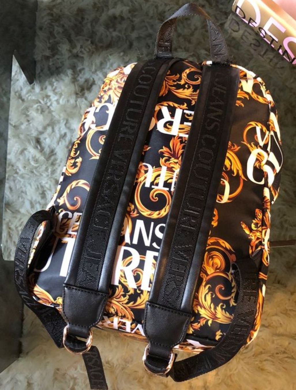 Versace Zaini: Versace Jeans Couture Rucksack Multicolor - Designer luxury – Usato da St. Gallen venduto da Arctic_Dweller 3