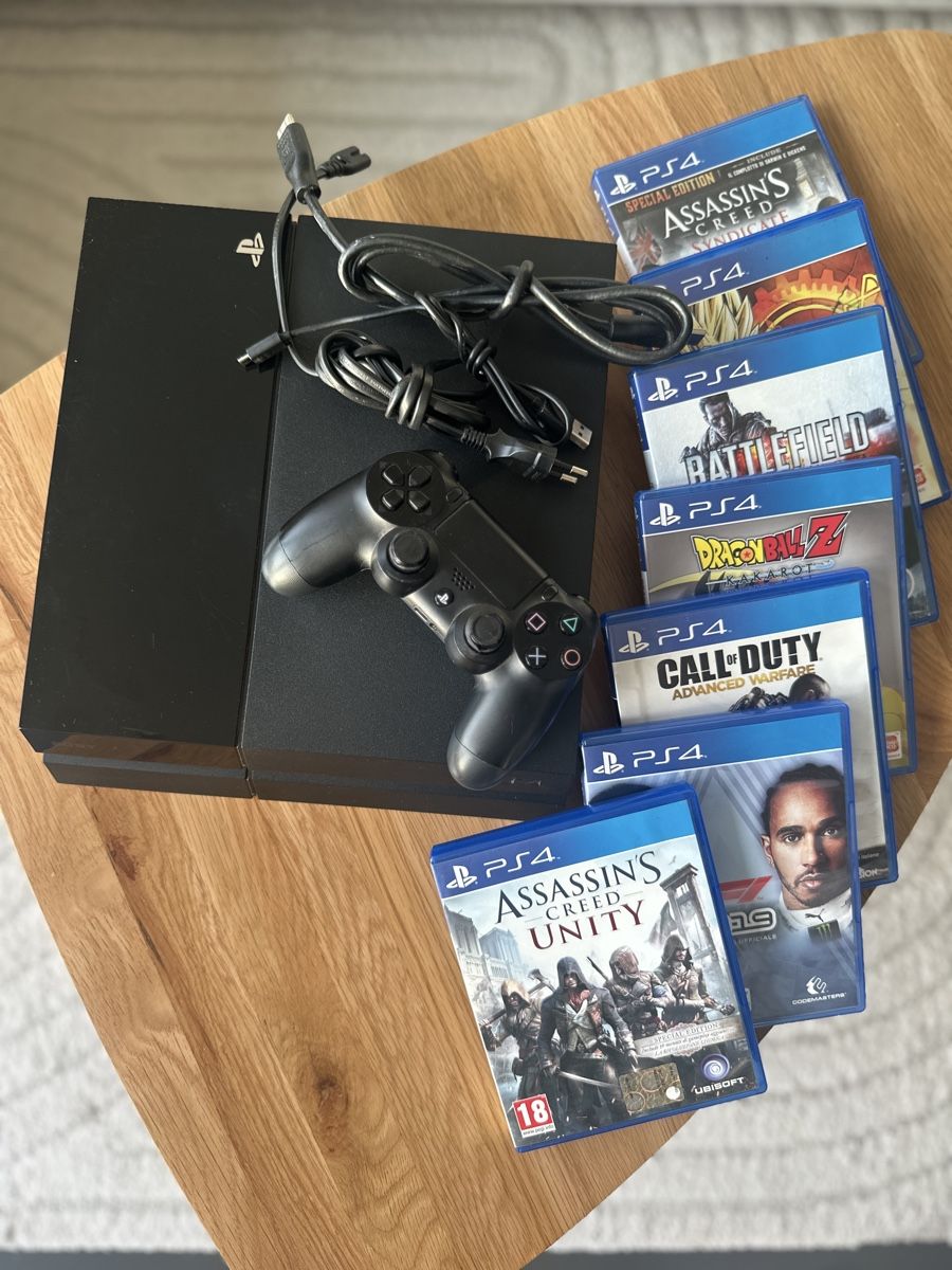 Sony Konsolen: PlayStation 4 Konsole mit Controller und 7 Spielen – Gebraucht aus Zürich von alicjaa