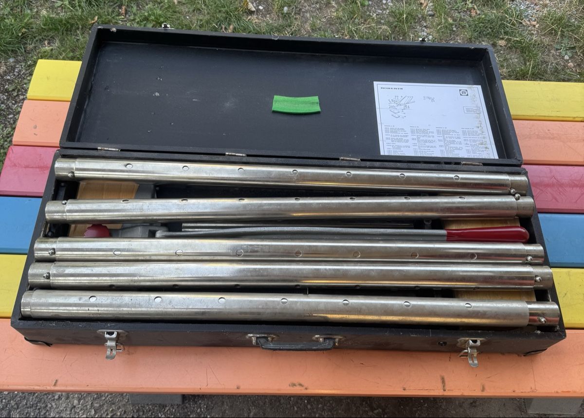Alle Werkzeuge: Teppichspanner Roberts  – Gebraucht aus Schlieren von Freundlich02