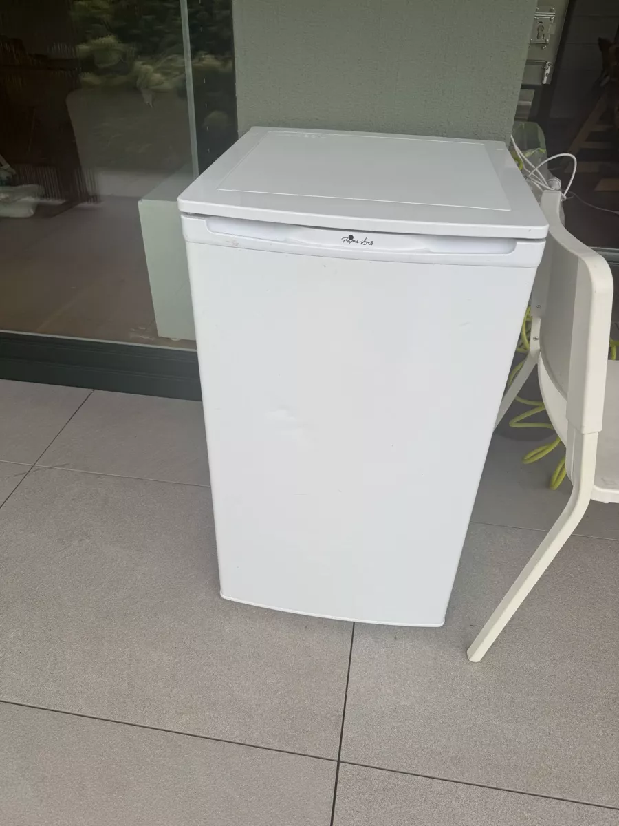 Gefrierschrank: Gefrierschrank mini – Gebraucht aus Pfäffikon SZ von maria_und_joao