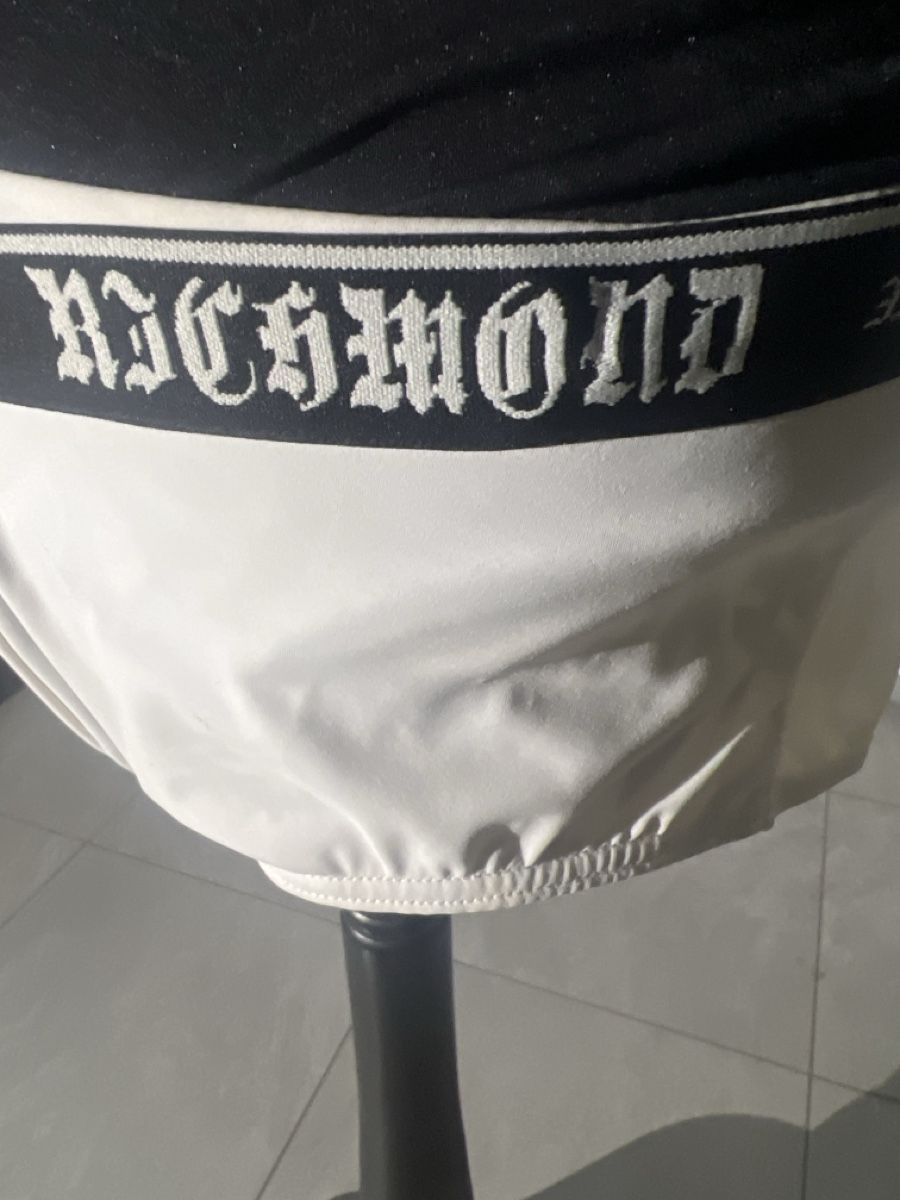 Pantaloni: Original John Richmond Badehose Grösse 52. – Nuovo (secondo la descrizione) da malters venduto da Vogue2024 1