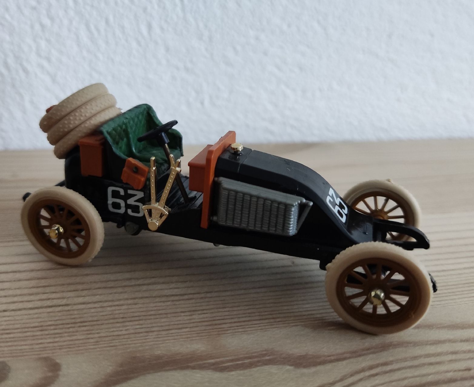 Matchbox Modellini d'auto: Match Box Autos – Usato da Chur venduto da Nisami 1