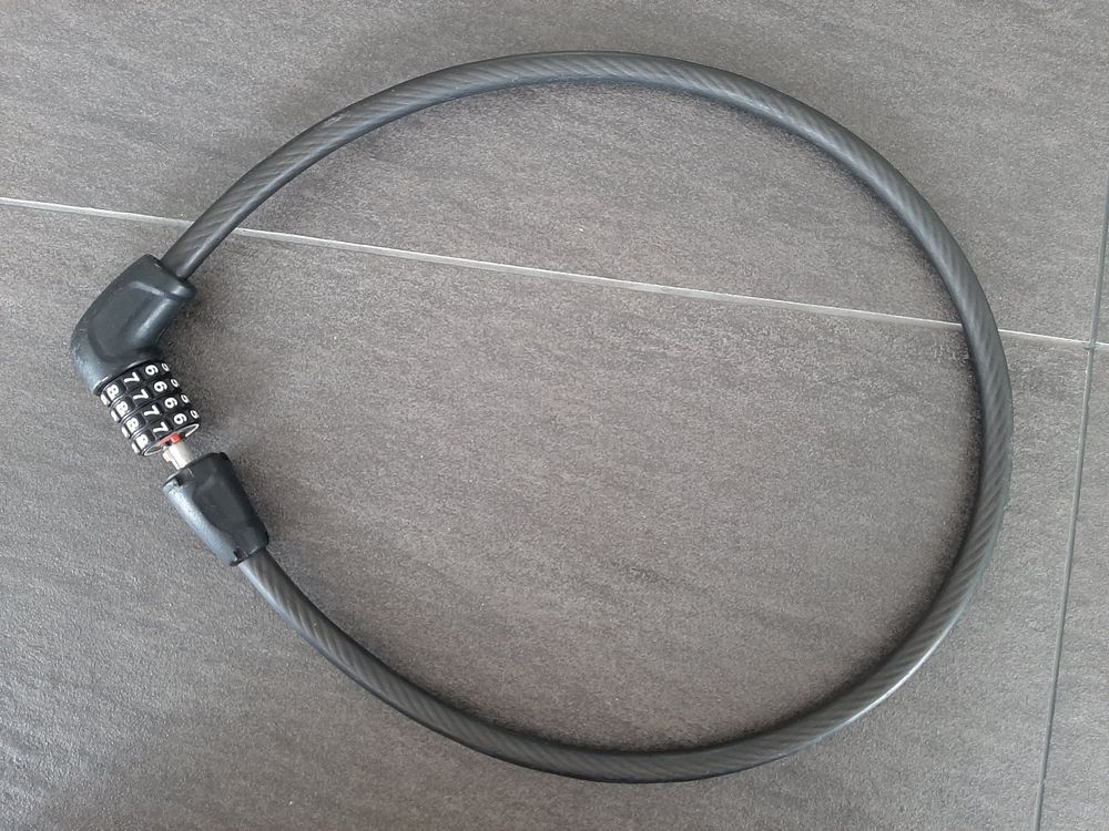 Fahrradschloss Mit LED Licht - 120cm Kabelschloss Mit 4-stelligem Zahlencode Für Fahrräder & E-Bikes