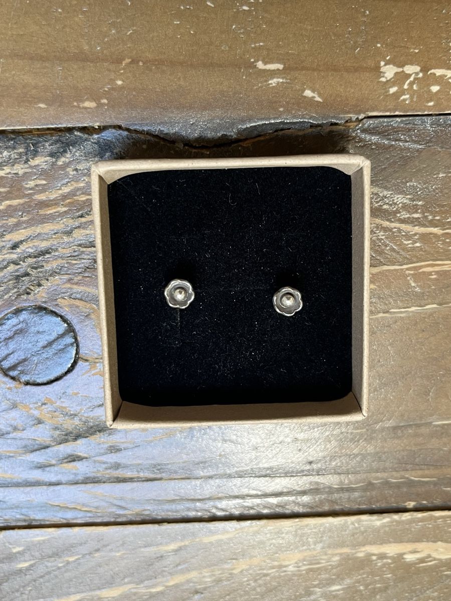 Orecchini pendenti & Orecchini a lobo: Blumen-Ohrstecker Silber 925 – Nuovo (secondo la descrizione) da Worb venduto da alfiie824