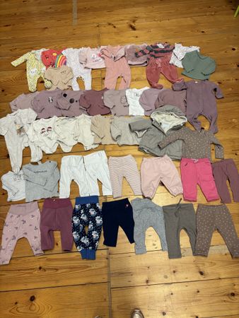Kleiderpaket Baby Mädels, Grösse 68