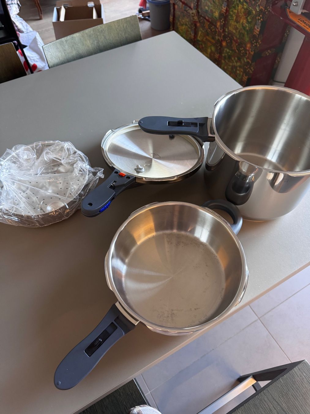 WMF Pentole: WMF Perfect Plus 6,5l + 3,0l – Usato da Genève venduto da tar_n9db 2