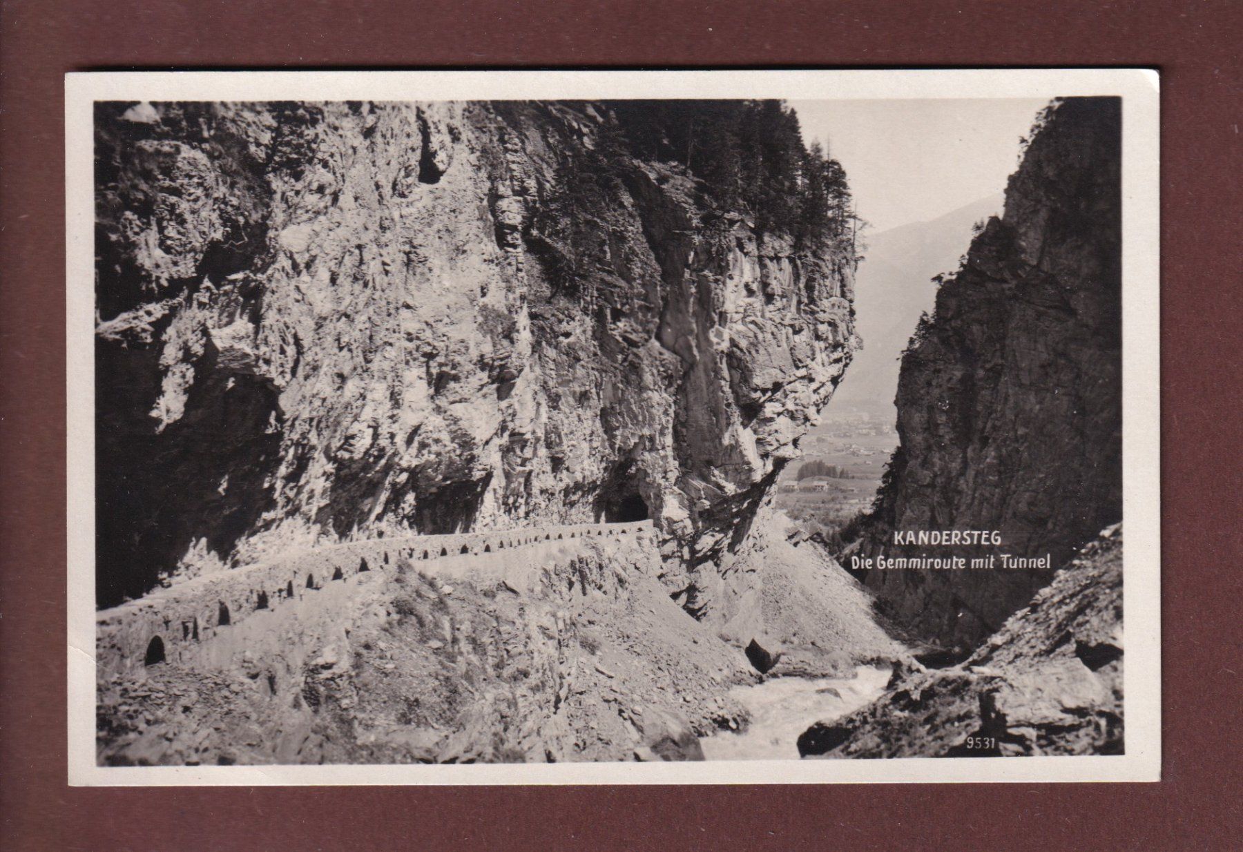 Cartoline postali: KANDERSTEG - Gemmiroute mit Tunnel – Usato da Pully venduto da nicecards