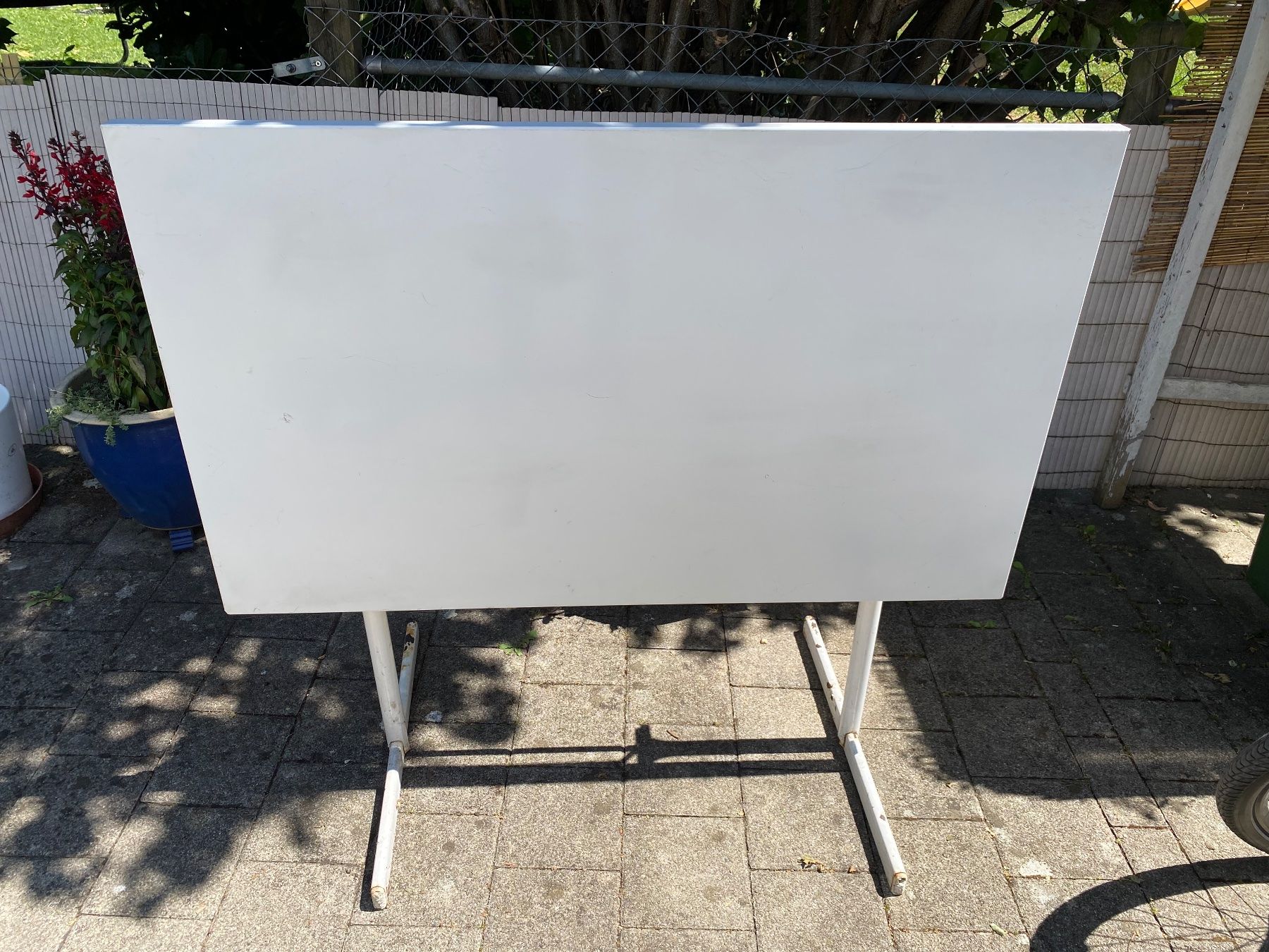 Schaffner Tische: Schaffner Klapptisch, Metall, 117x70cm – Gebraucht aus Frauenfeld von Peedee-1