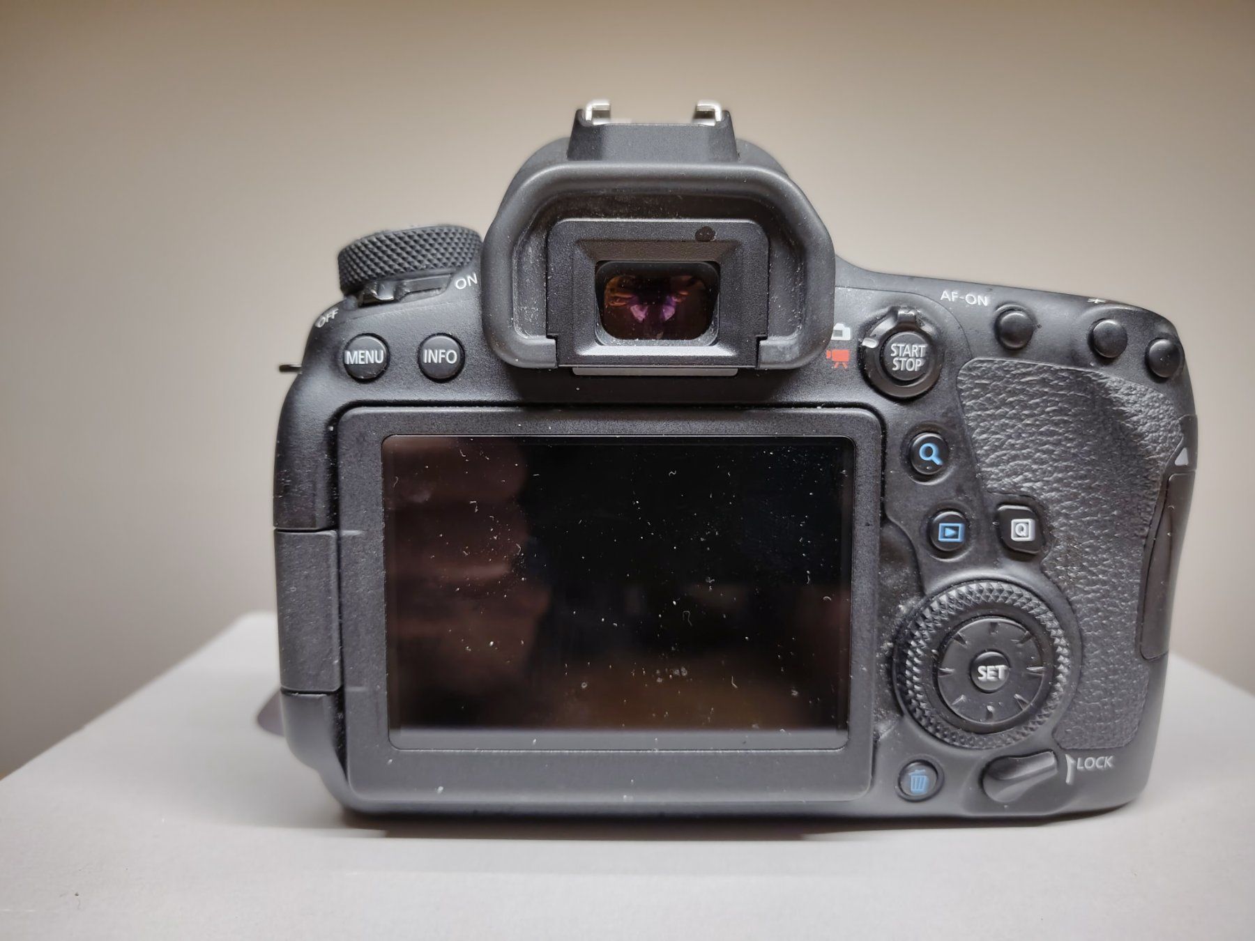 Canon Kamera: Canon EOS 6D MKII – Gebraucht aus Stans von bergsicht42 2