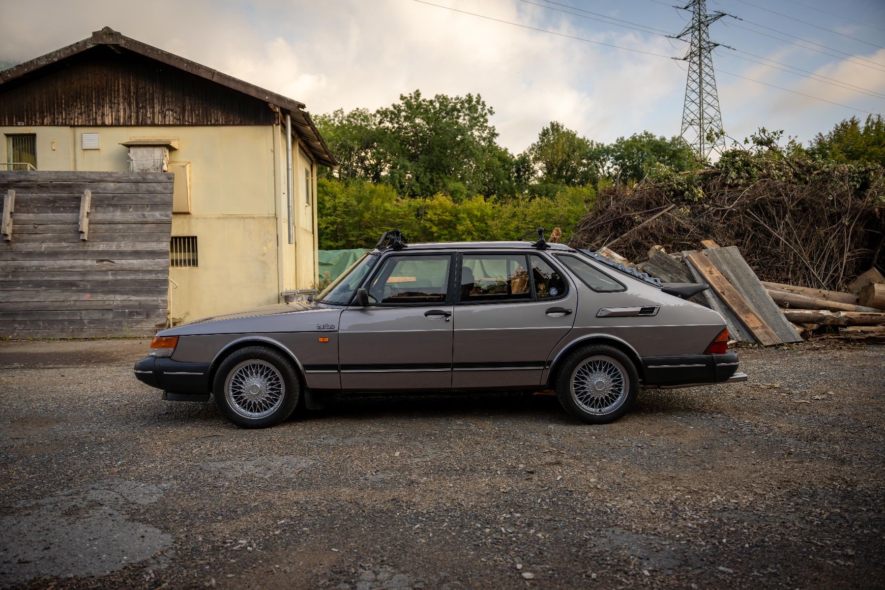 Saab Automobili: 1993 SAAB 900 Turbo-s 2.0L 16v – Usato da Fenil-sur-Corsier venduto da HEMIsphere_Garage 3