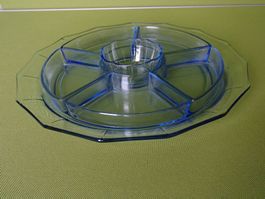 6 teilige hellblaue Art Deco Glas Aperoplatte