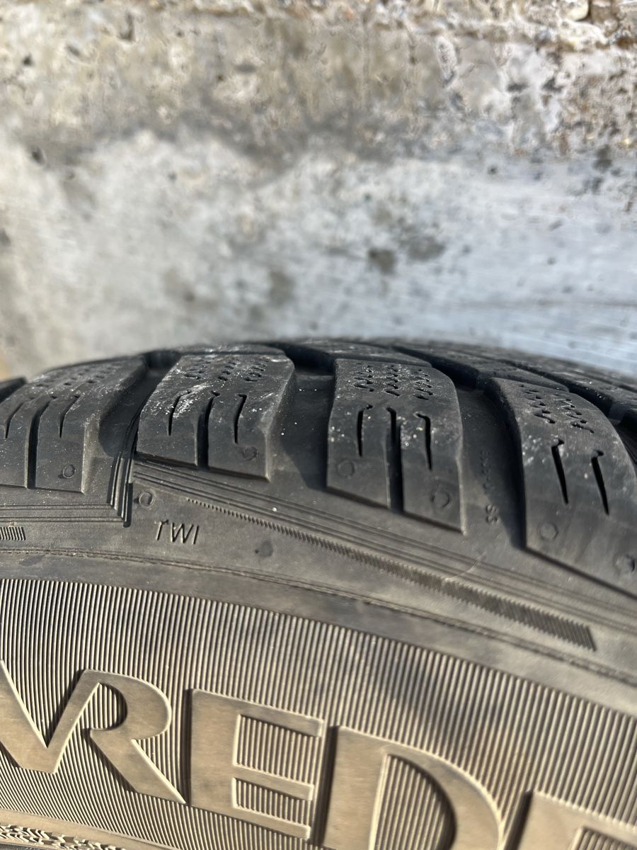 Pneus & Roues: VW Golf Winterräder – D'occasion à Lichtensteig par Trisi0 4