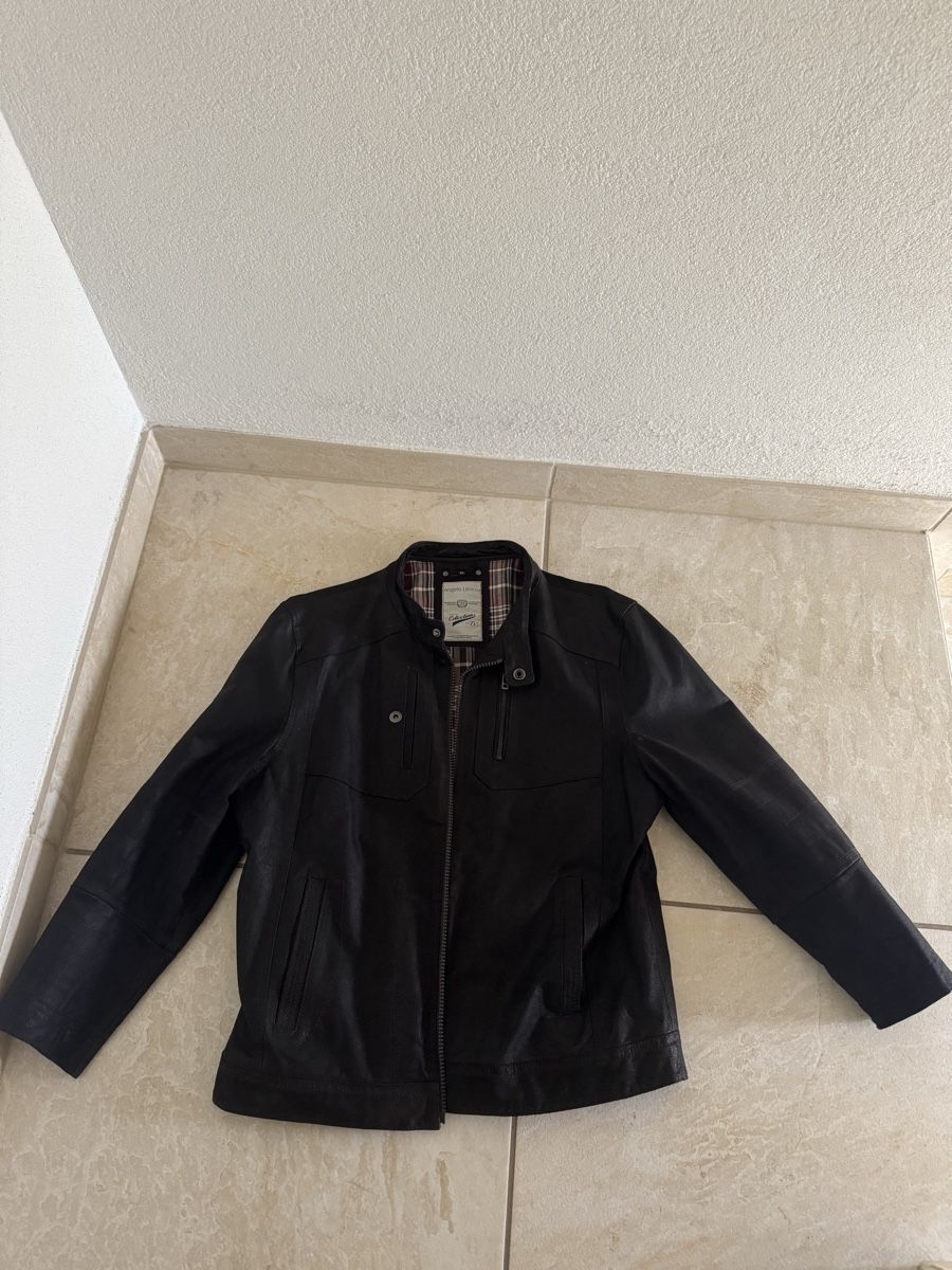 C&A Giacche: Veste noire – Nuovo (secondo la descrizione) da Châtonnaye venduto da Marco_Mancoca