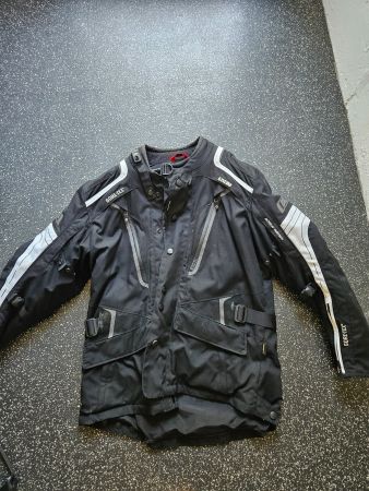 IXS Motorradjacke und Hose,GORE-TEX Schwarz XL guter Zustand