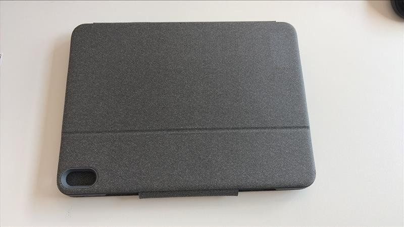Tablet PC: Logitech Folio Touch Apple iPad Air 2020 – Nuovo (secondo la descrizione) da Ostermundigen venduto da SSE_Engineering_AG