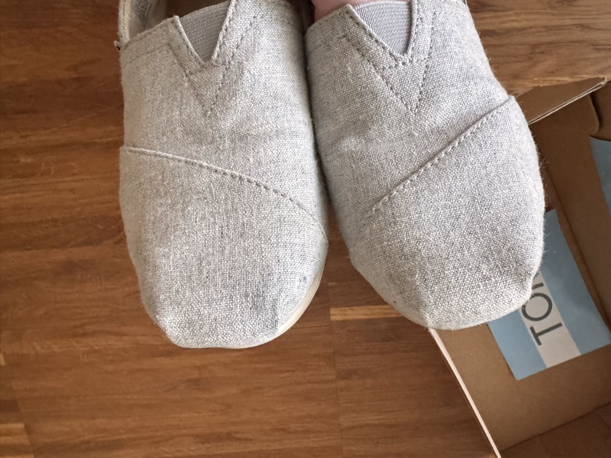 Toms Scarpe da donna: TOMS Women's Classics - Size 37 - Light Gray – Usato da Zürich venduto da Tanja_G88 4