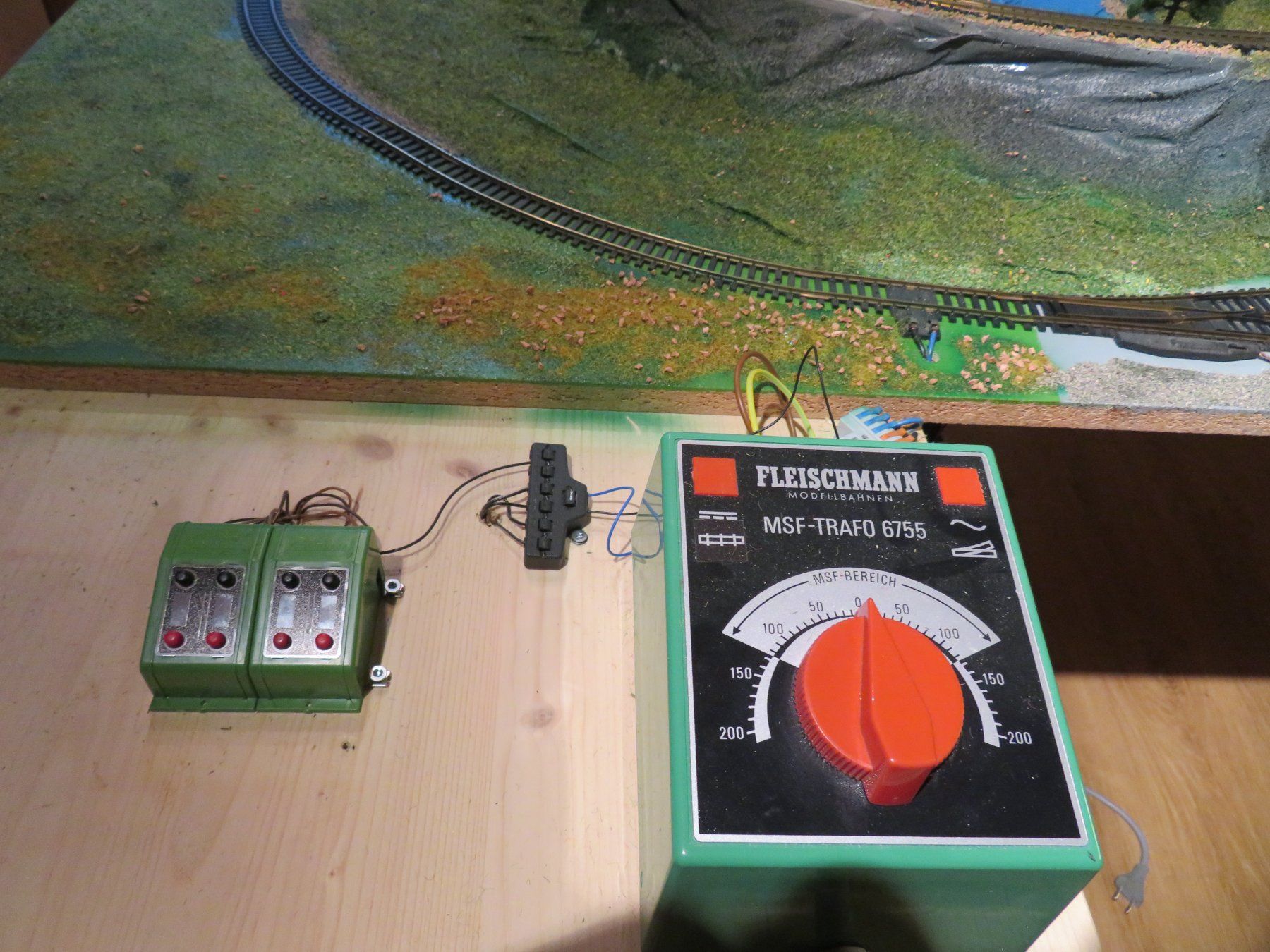 Fleischmann Modellini di ferrovie: Fleischmann Modelleisenbahn – Usato da Hausen am Albis venduto da familyreichmuth 2