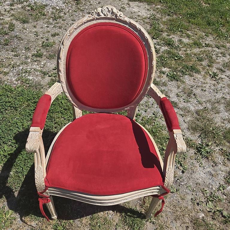 Sedie: 4 chaises style Louis XIII – Usato da Le Bry venduto da Mcdistribution 1