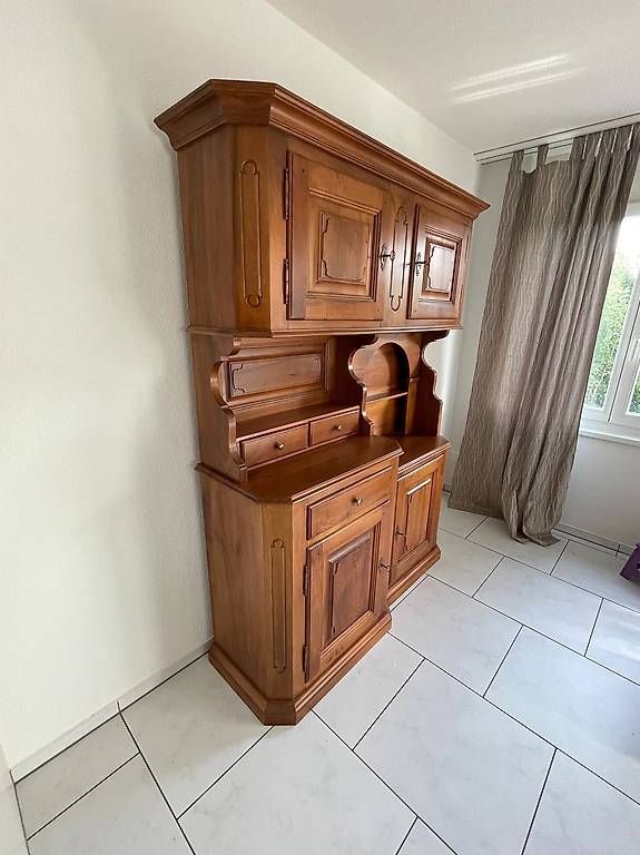 Credenze: Buffet 2-teilig, Massiv aus Nussbaum – Usato da Remetschwil venduto da markus0505 3