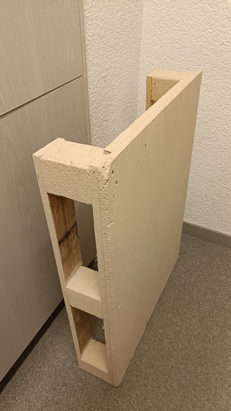 Pallets: Euro Palette beige bemalt – Usato da Dübendorf venduto da Me_sa 1