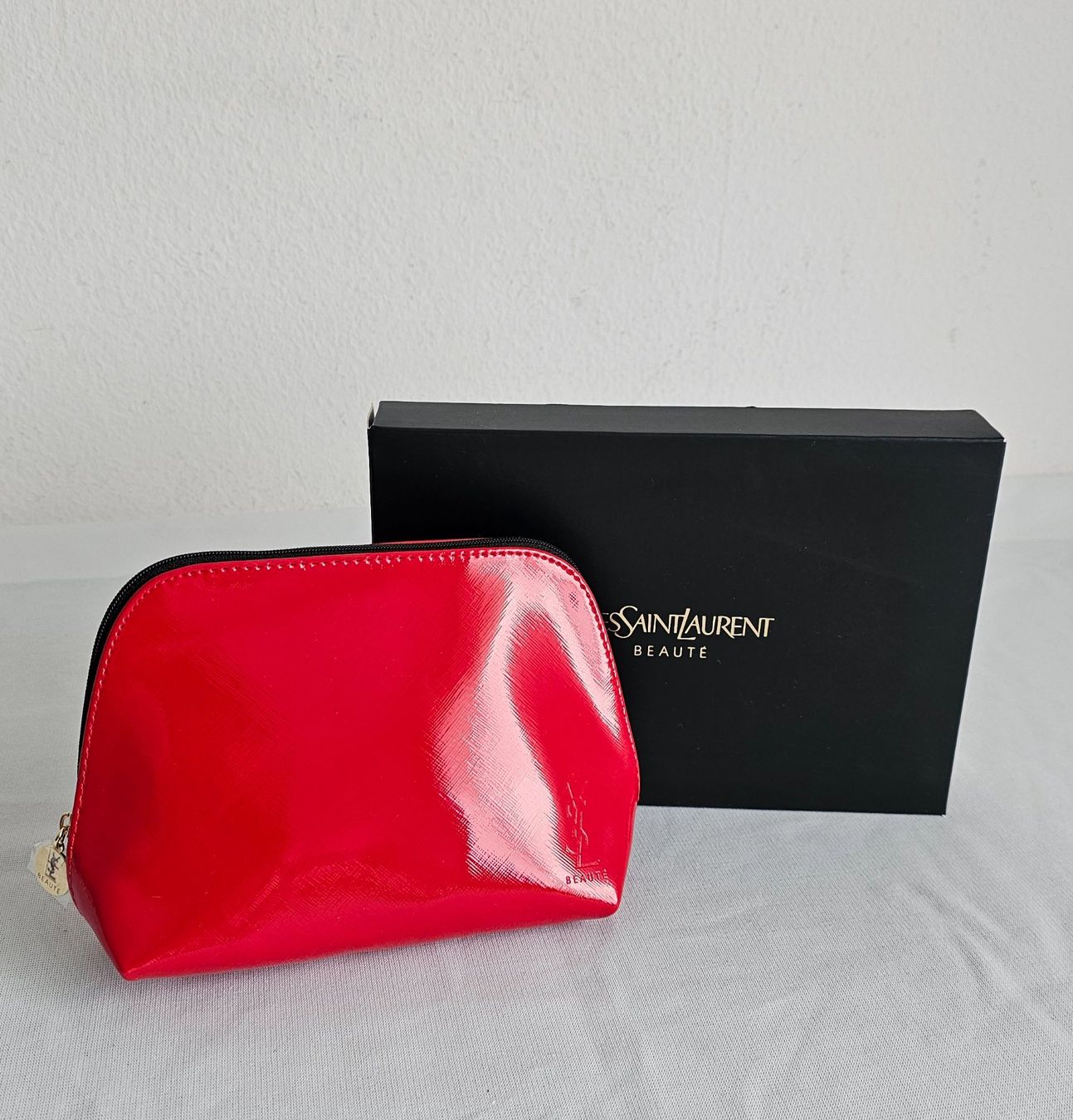Saint Laurent Custodie per cosmetici: ***YVES SAINT LAURENT***Beaute NEU – Nuovo (secondo la descrizione) da Bronschhofen venduto da Xena37 1